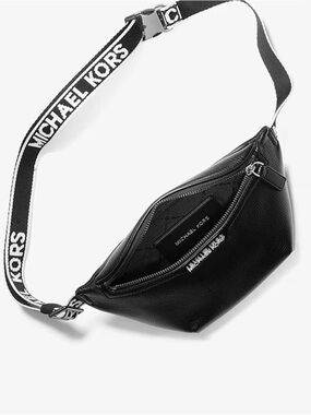 Michael Kors Black Leather Cooper Small Leather Sling pack